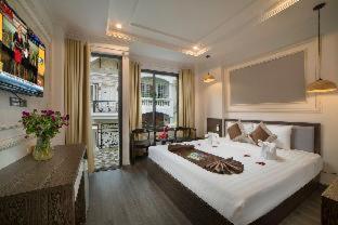 Galliot Central Hotel — Photos 1